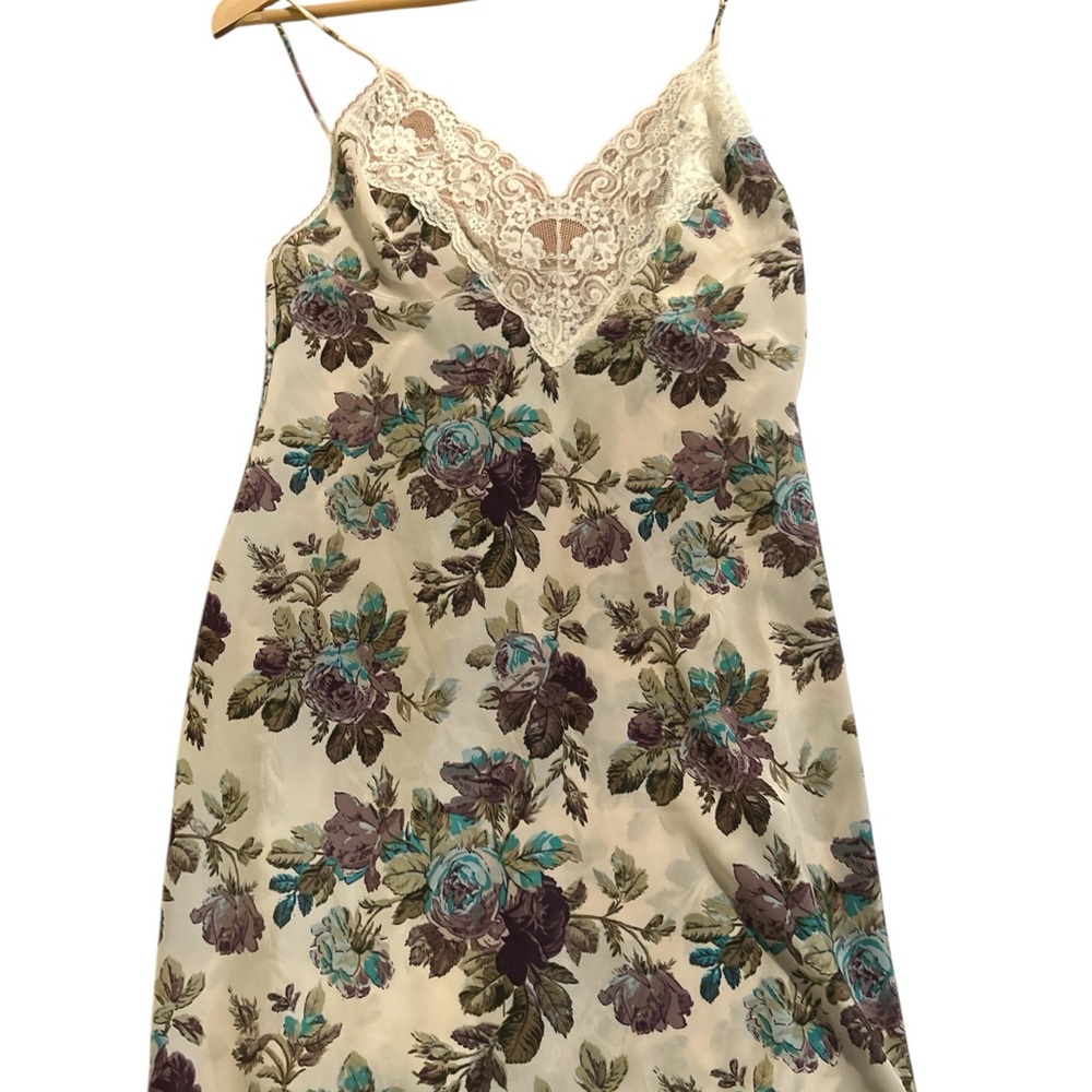 Floral Lace Chemise in Cream and Purple
